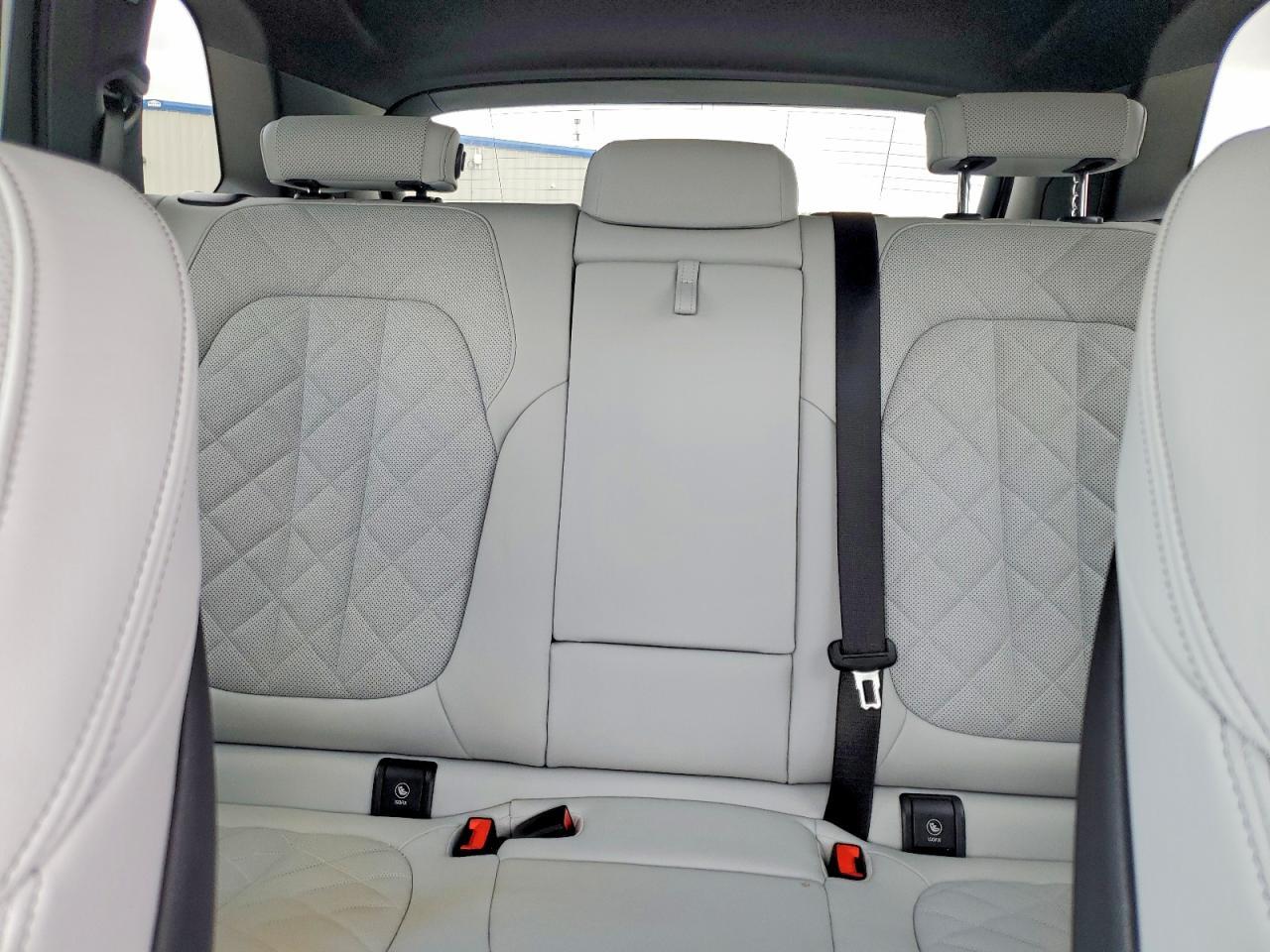 2026 BMW X5 xDrive40I - zdjęcie 10