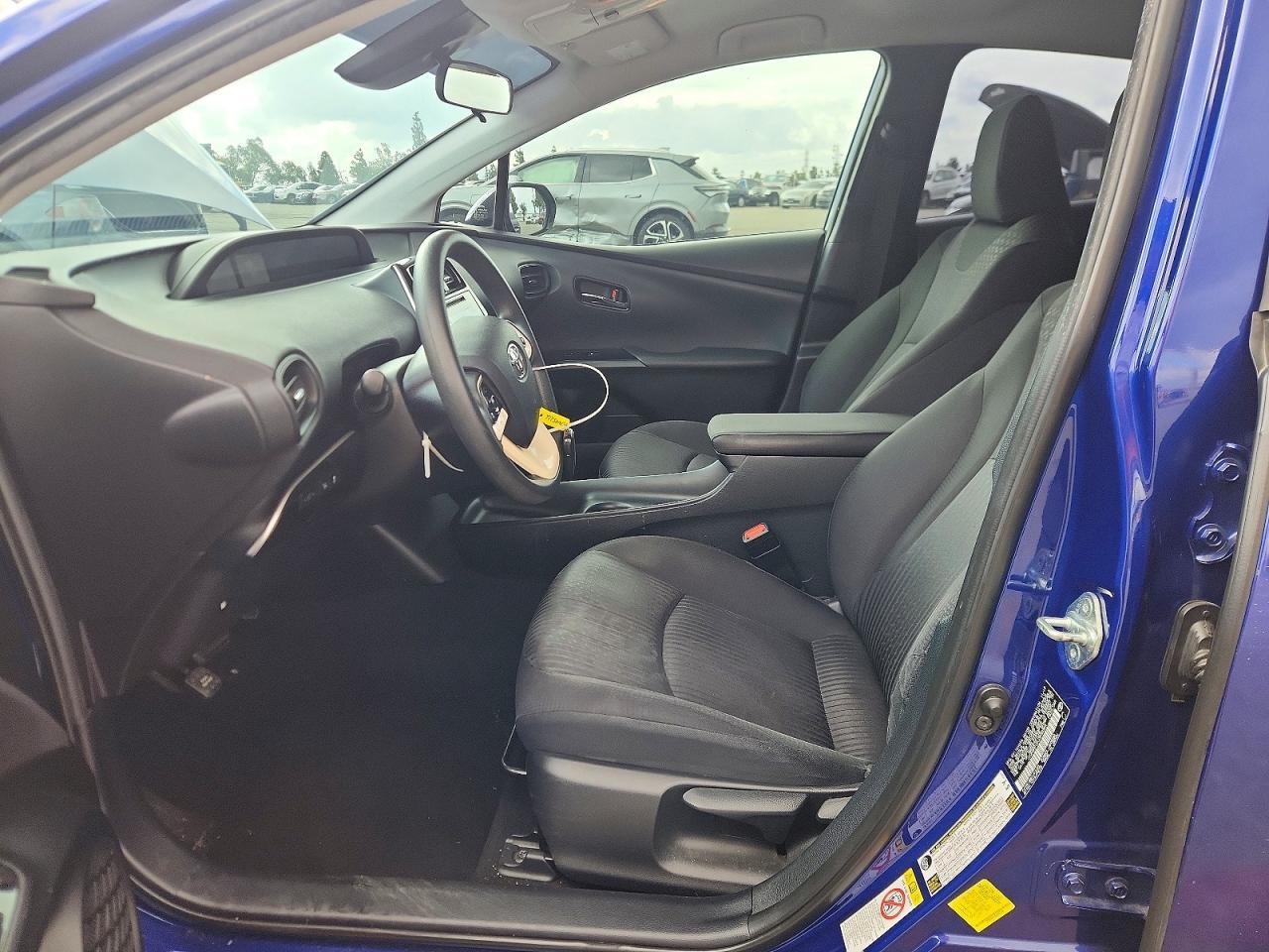 2018 Toyota Prius Two - zdjęcie 7