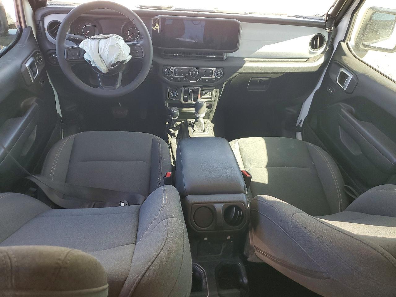 2024 Jeep Wrangler Sport - zdjęcie 8