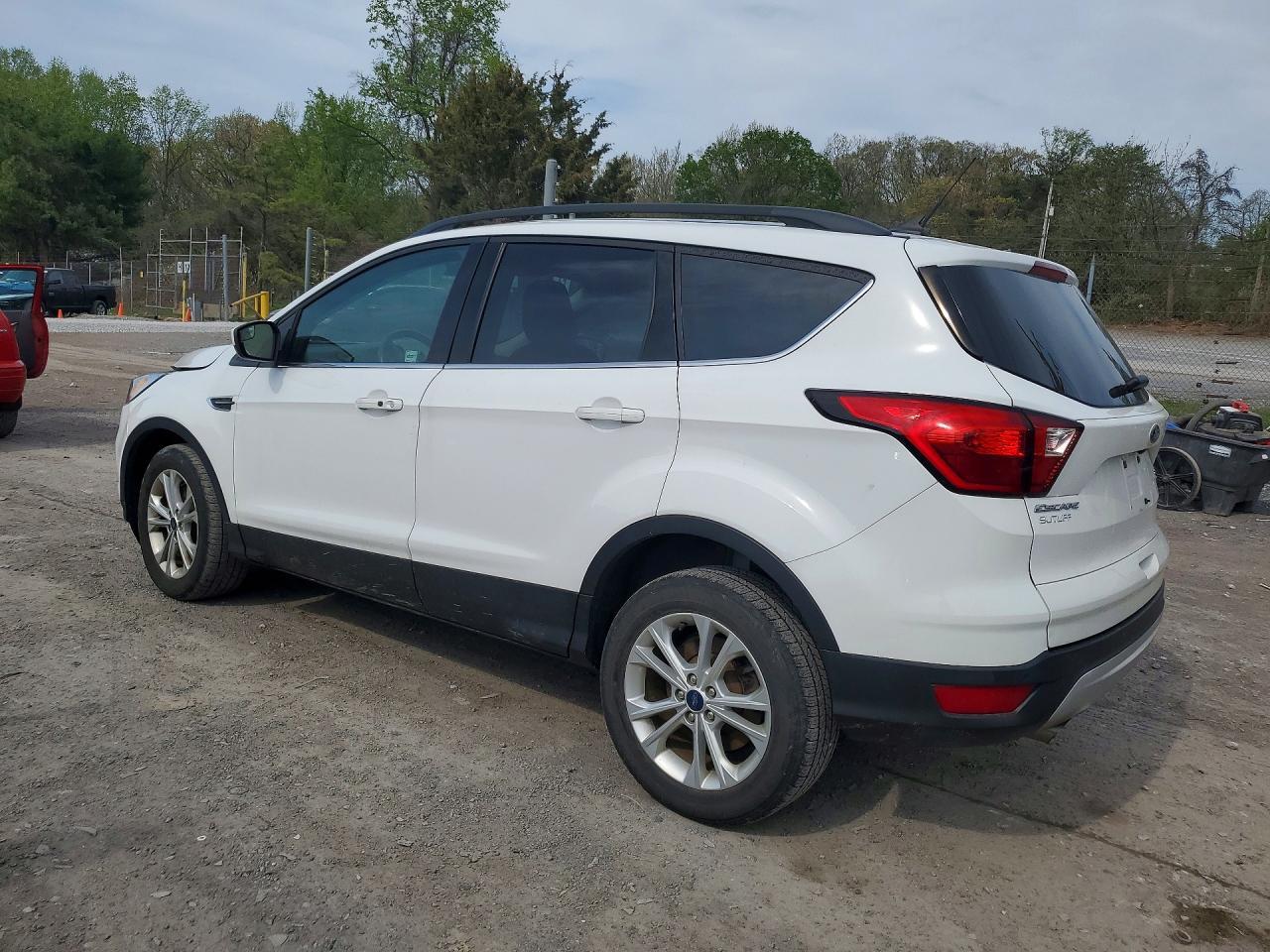 2019 Ford Escape Sel - zdjęcie 2
