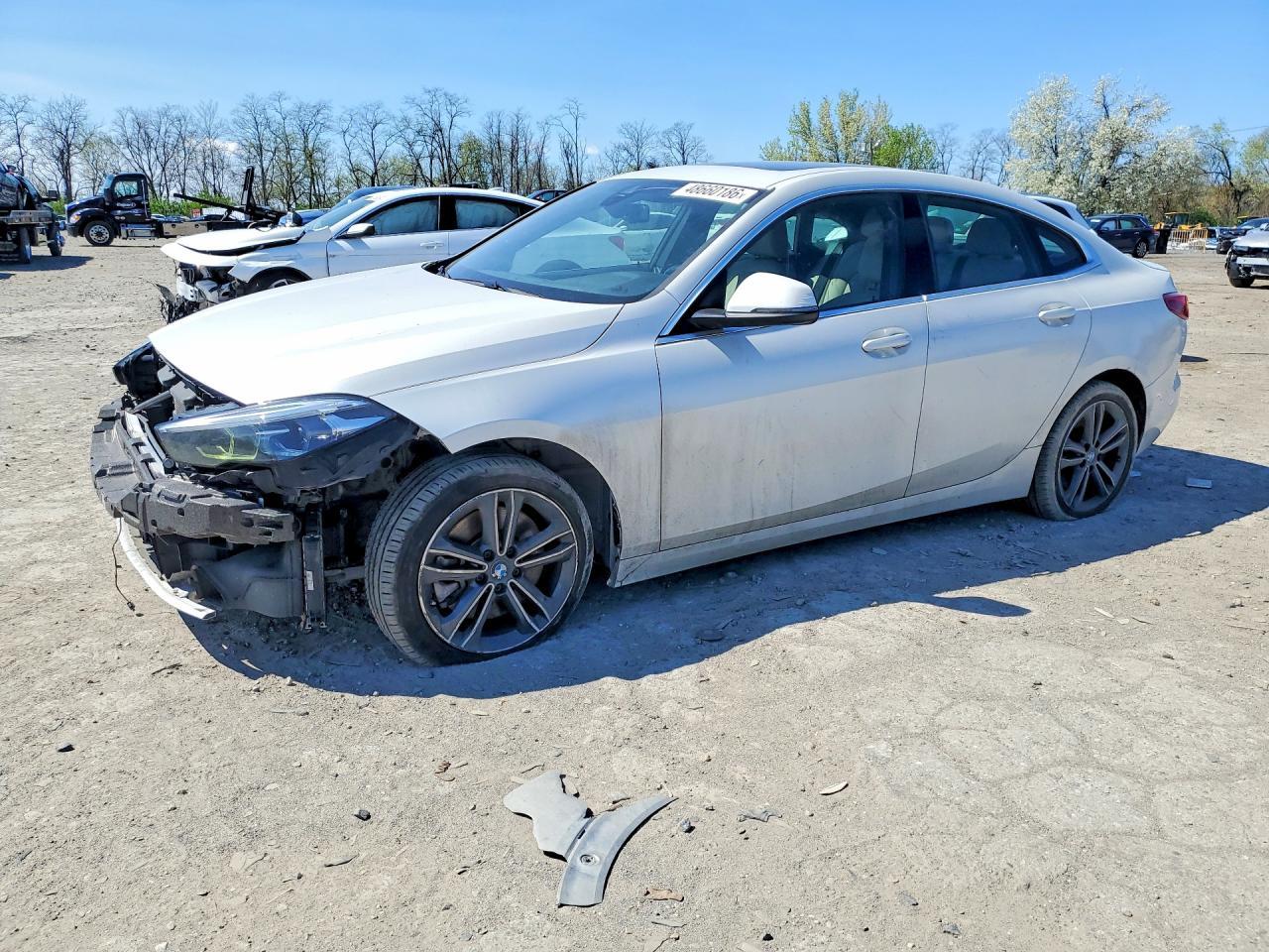2022 BMW 228Xi - zdjęcie główne