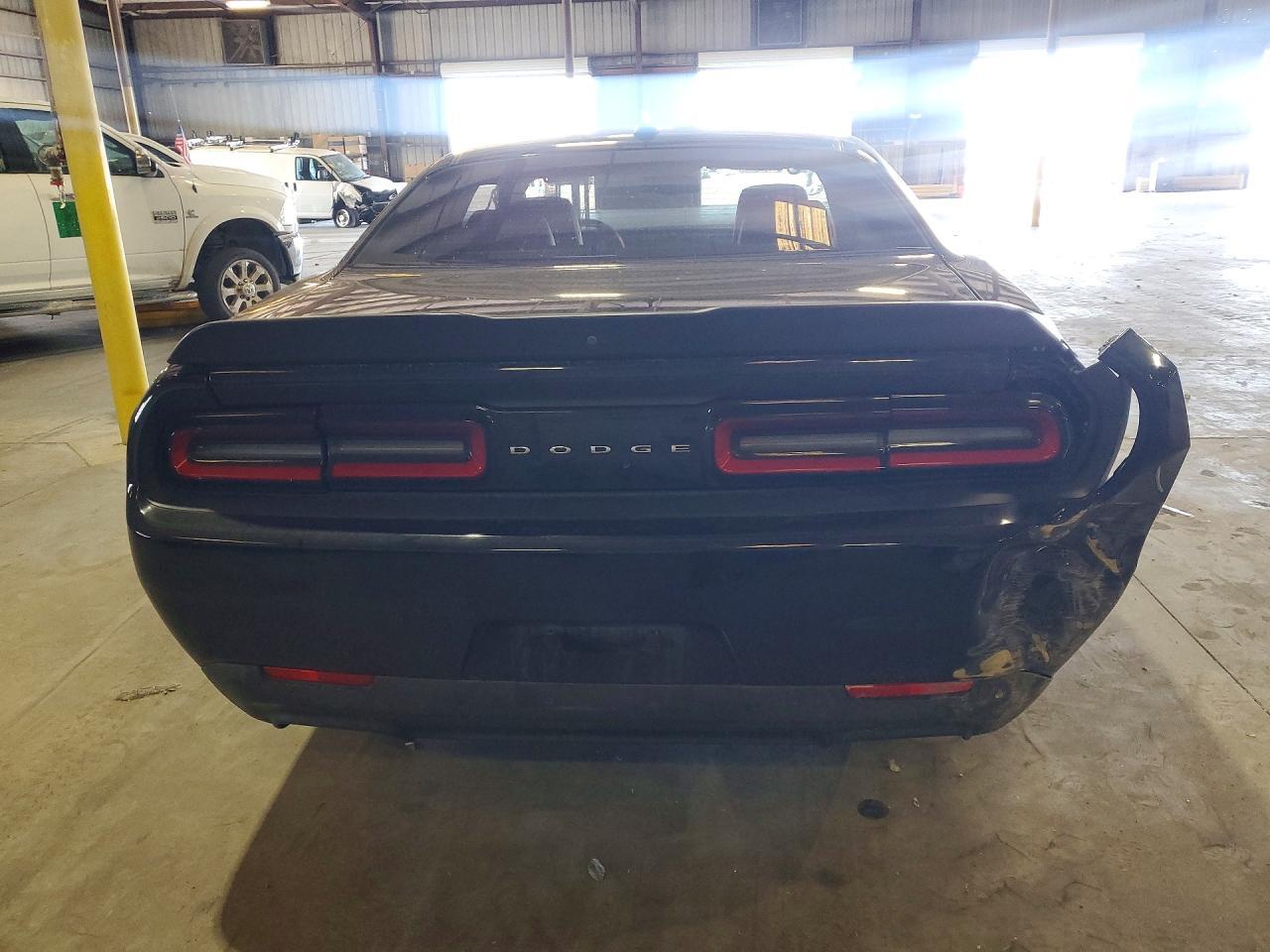 2018 Dodge Challenger R - zdjęcie 6