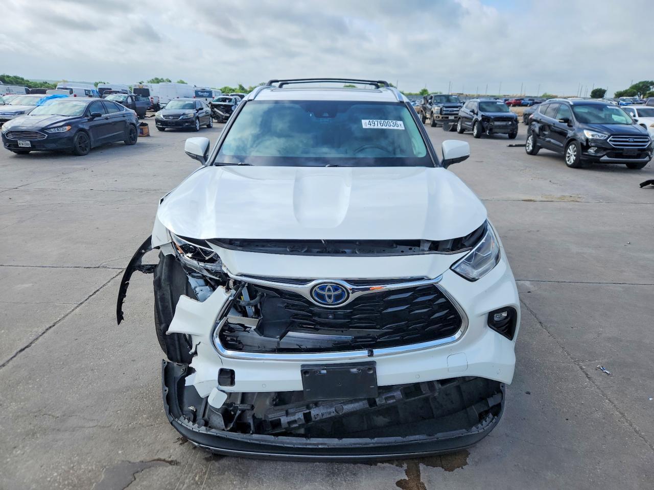 2021 Toyota Highlander Hybrid Platinum - zdjęcie 5