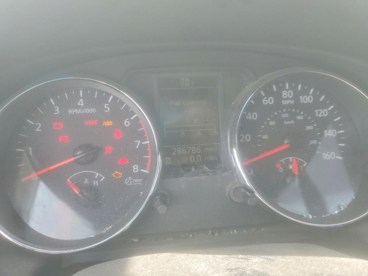 2013 Nissan Rogue S - zdjęcie 10