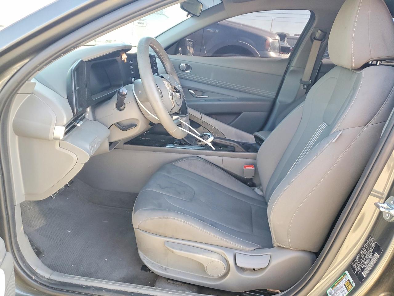 2025 Hyundai Elantra Sel Sport - zdjęcie 7