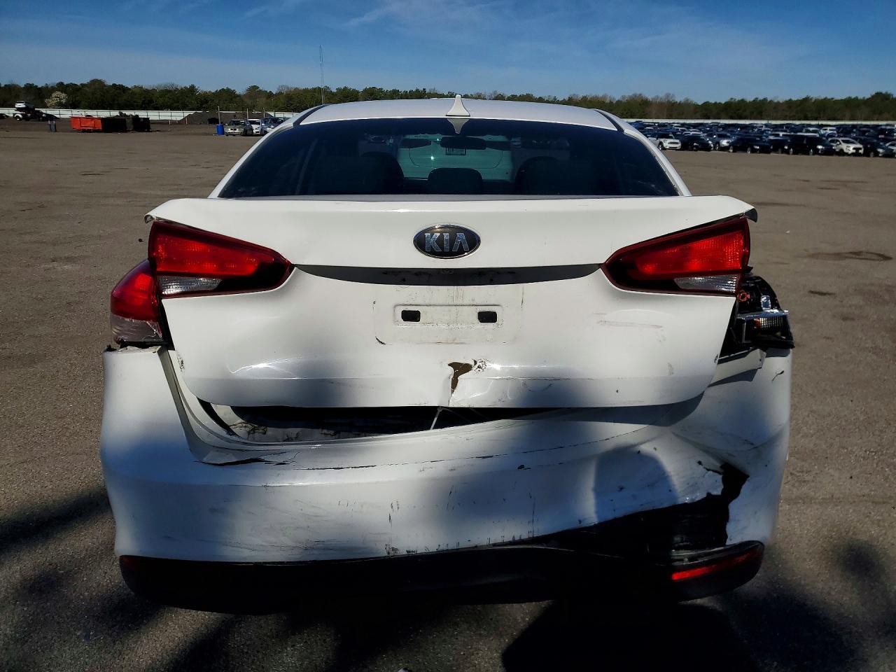 2017 Kia Forte Lx - zdjęcie 6