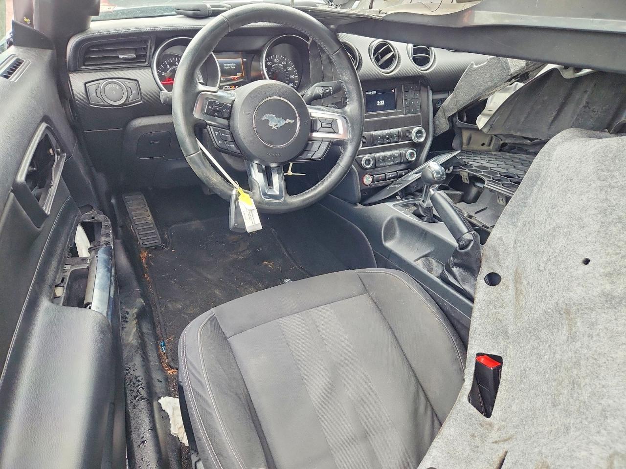 2019 Ford Mustang - zdjęcie 8