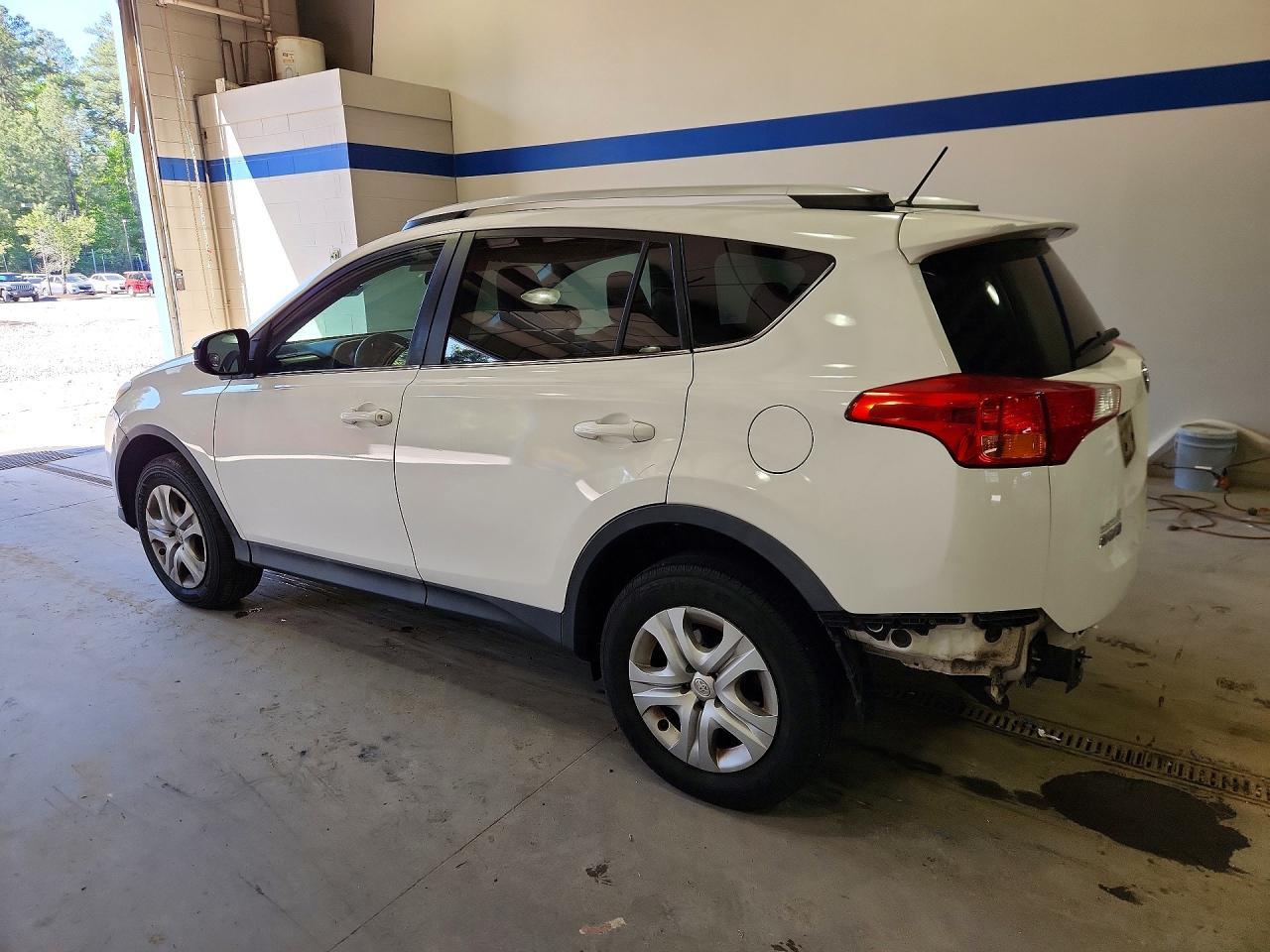 2014 Toyota Rav4 Le - zdjęcie 2