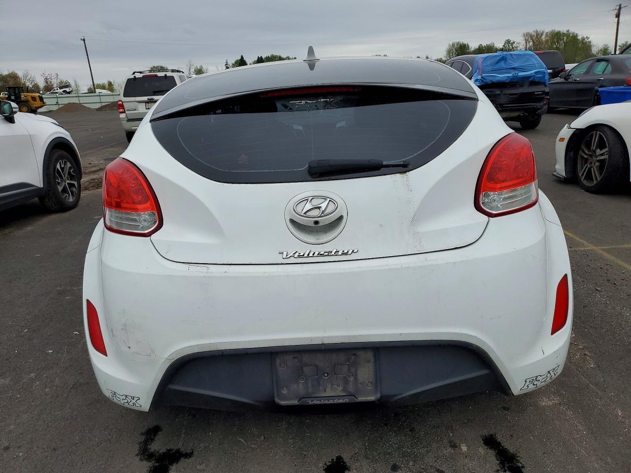 2016 Hyundai Veloster - zdjęcie 6