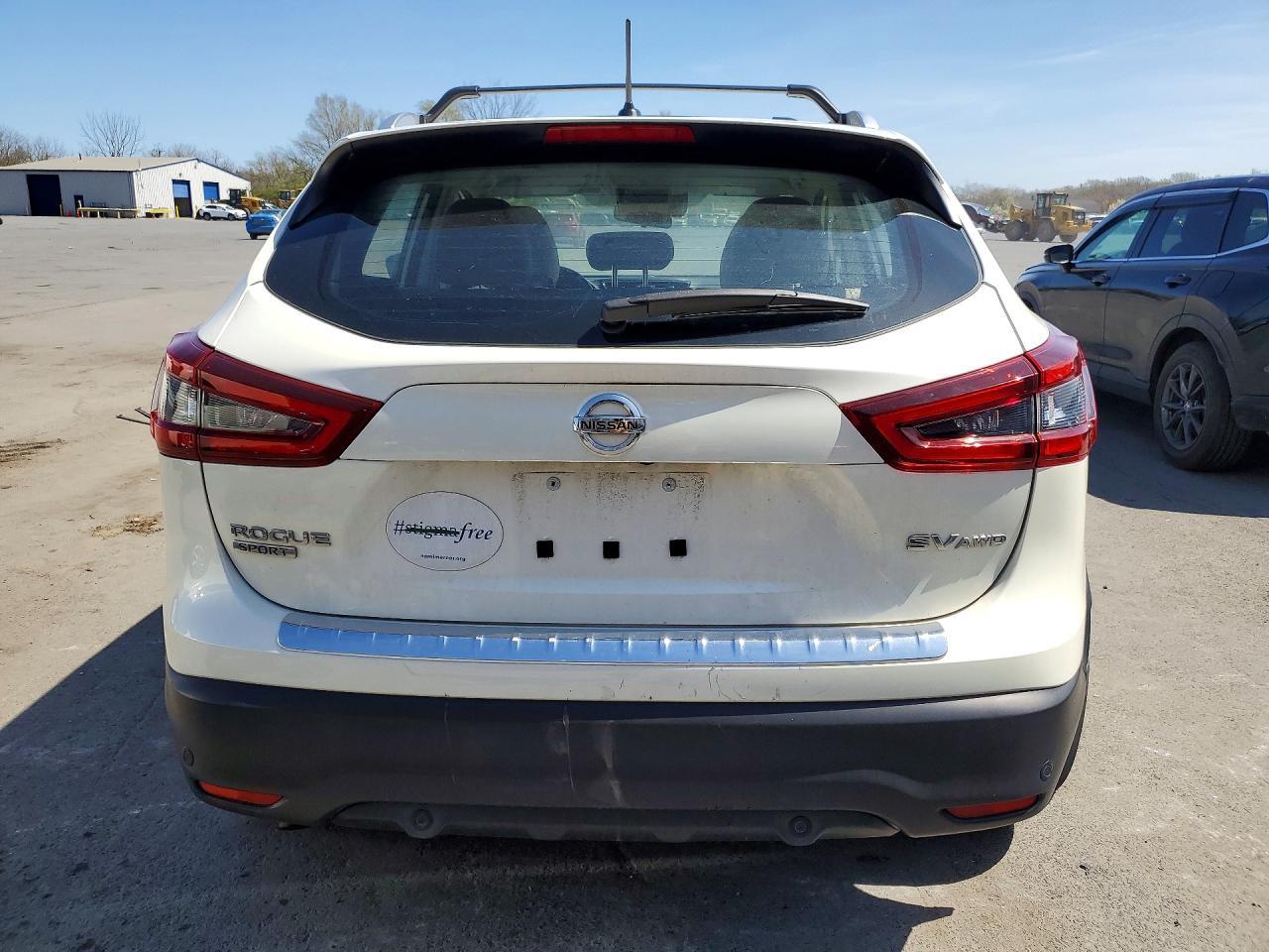 2020 Nissan Rogue Sport Sv - zdjęcie 6