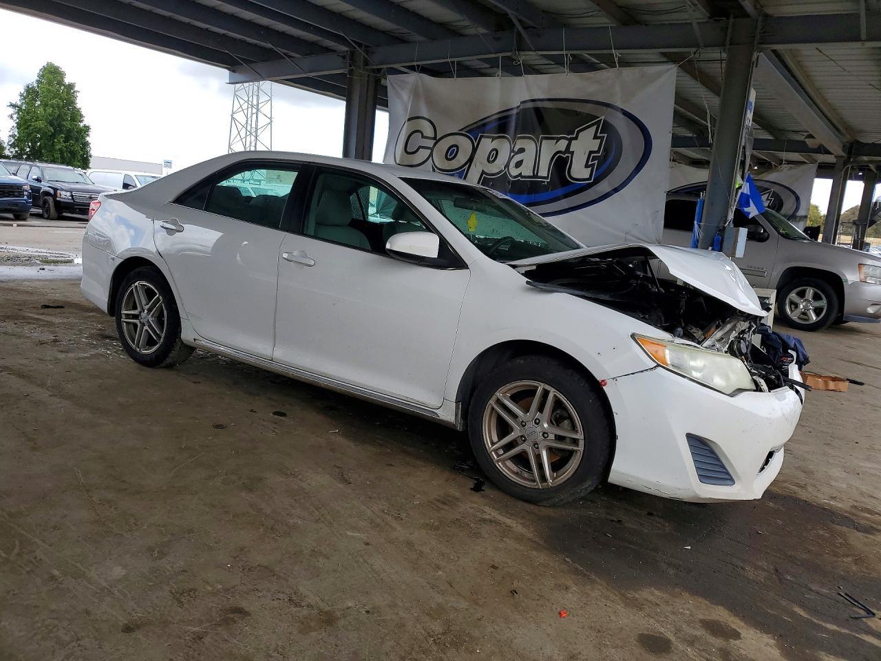 2013 Toyota Camry Se - zdjęcie 4