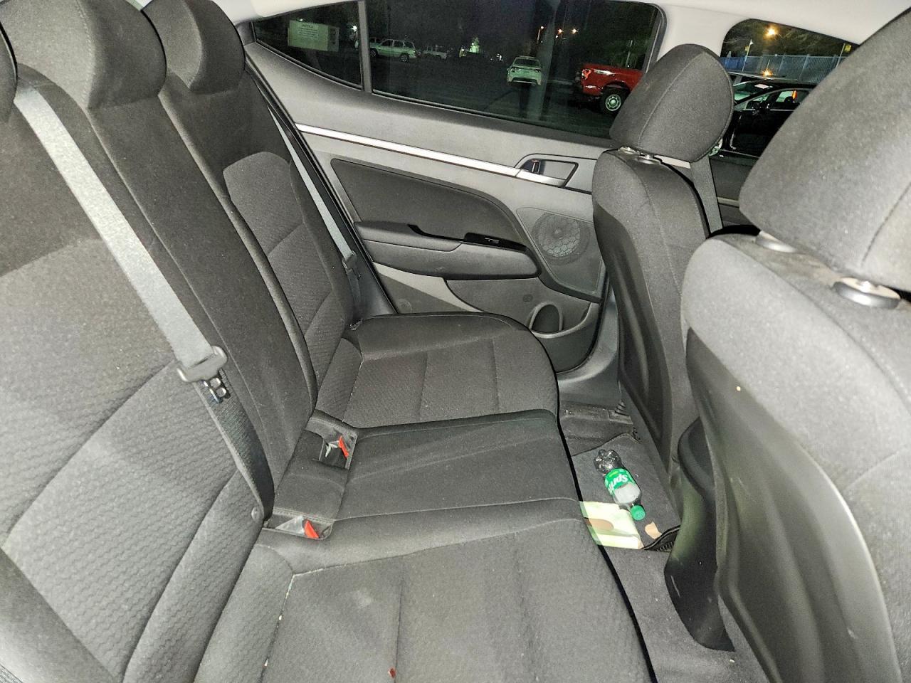2020 Hyundai Elantra Sel - zdjęcie 11