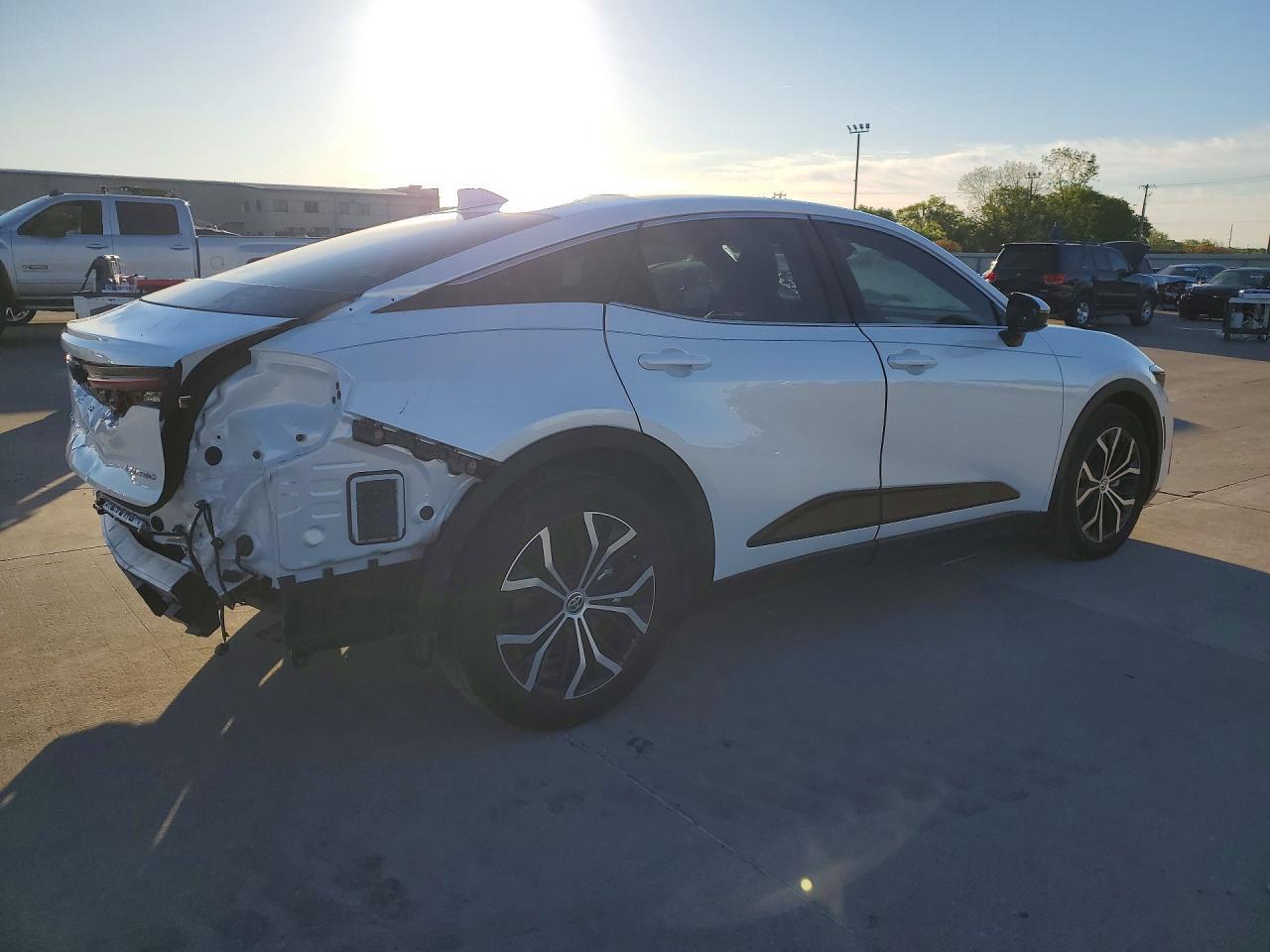 2024 Toyota Crown Limited - zdjęcie 3