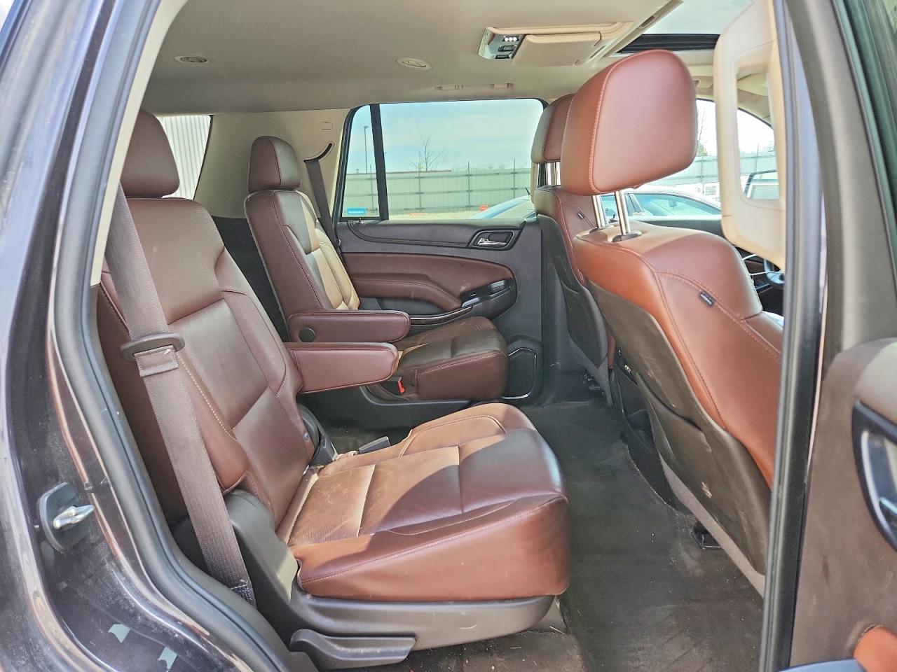 2015 Chevrolet Tahoe Ltz - zdjęcie 11