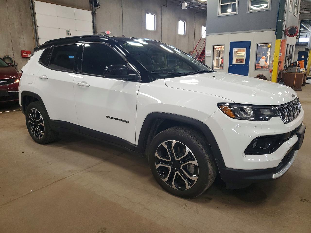 2023 Jeep Compass Limited - zdjęcie 4