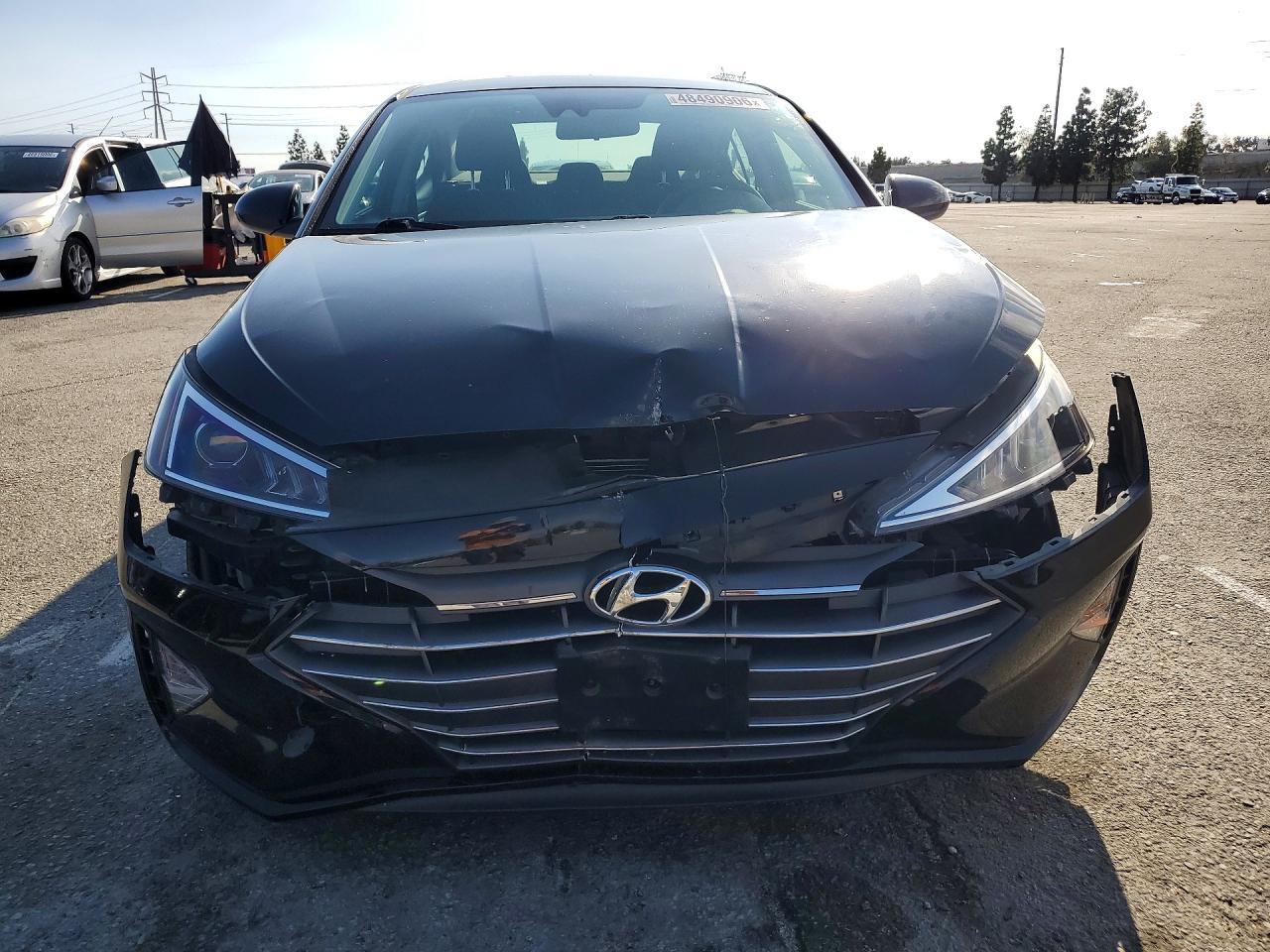 2020 Hyundai Elantra Se - zdjęcie 5