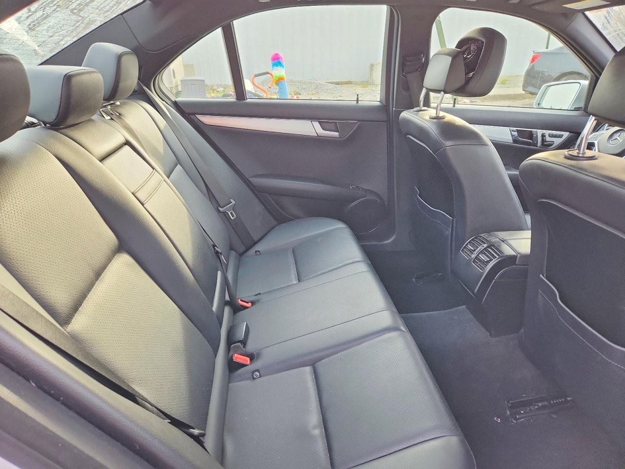 2013 Mercedes-Benz C 250 - zdjęcie 10