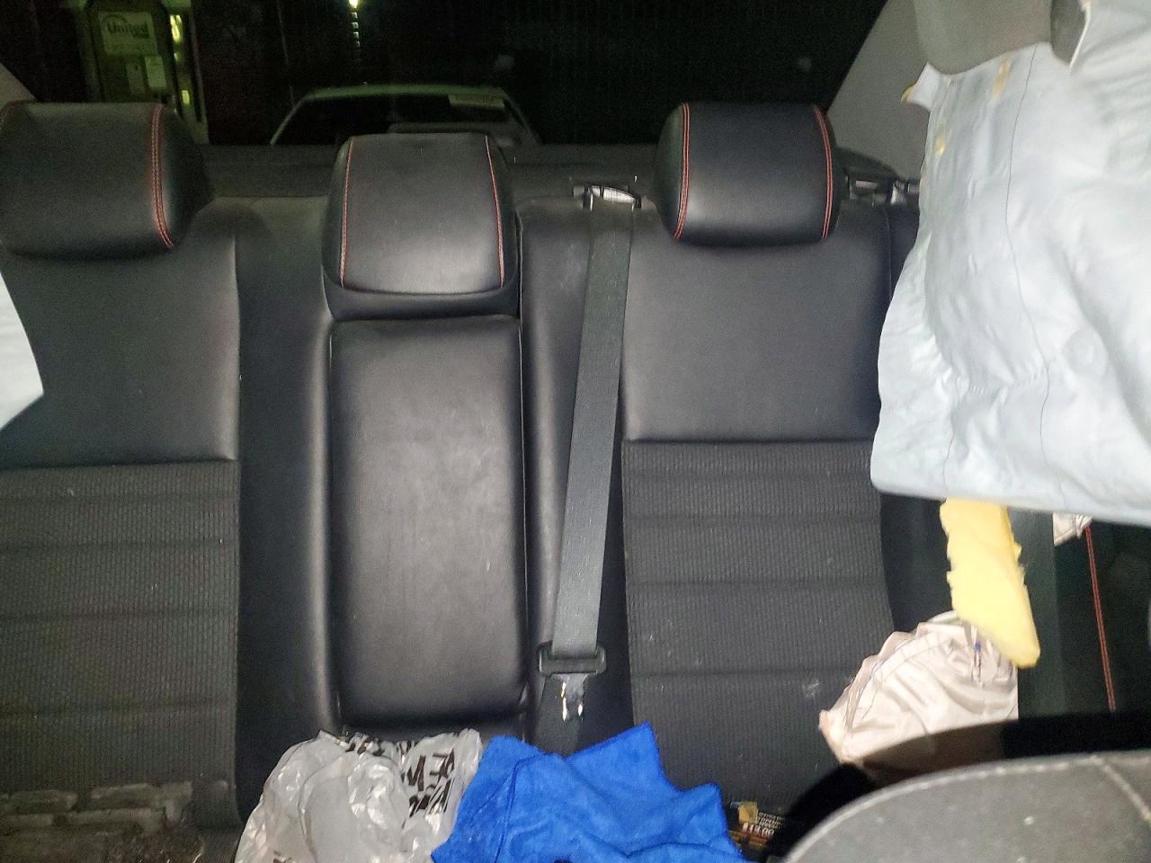 2016 Toyota Camry Se - zdjęcie 10