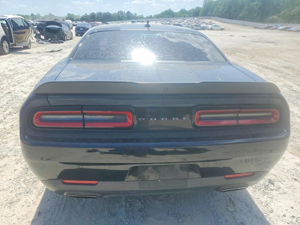 2017 Dodge Challenger Sxt - zdjęcie 6