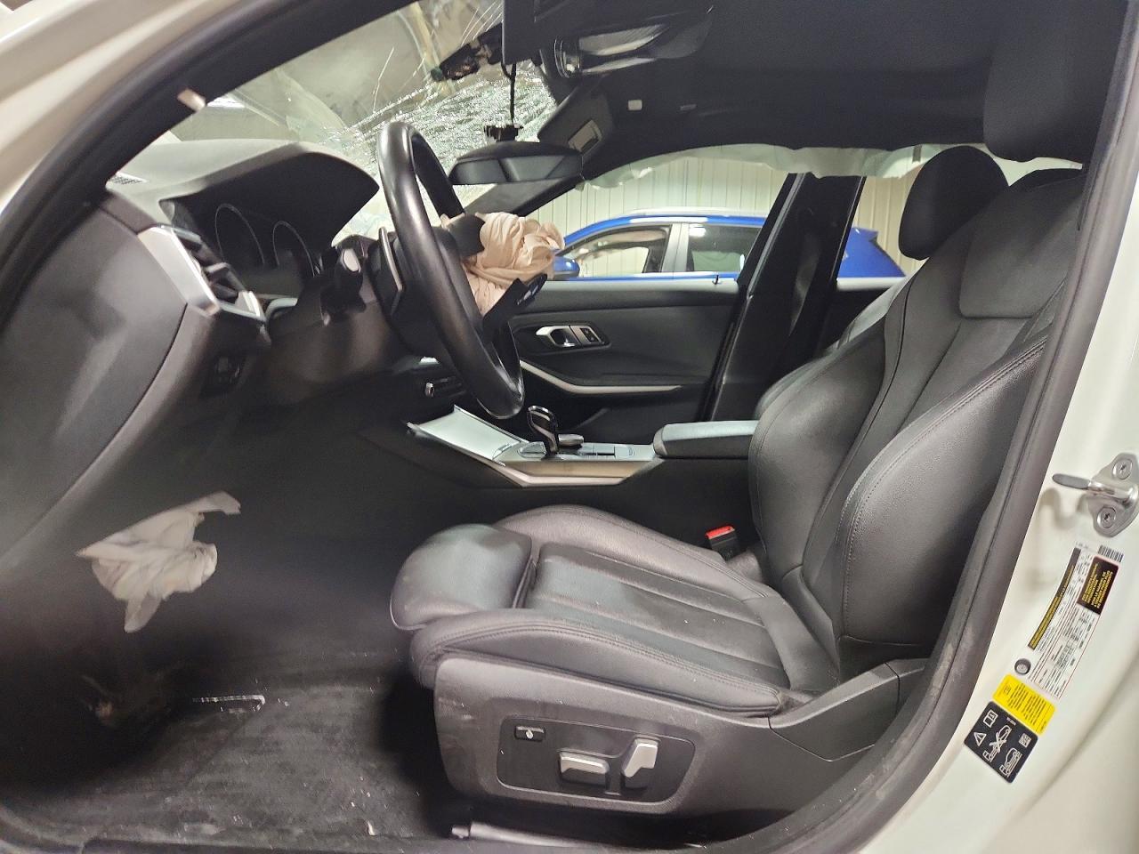 2020 BMW 330Xi - zdjęcie 7