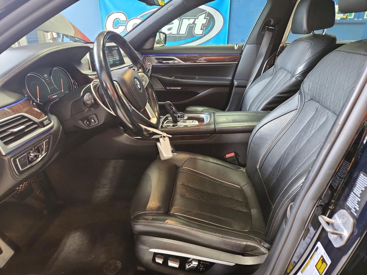 2017 BMW 750 Xi - zdjęcie 7