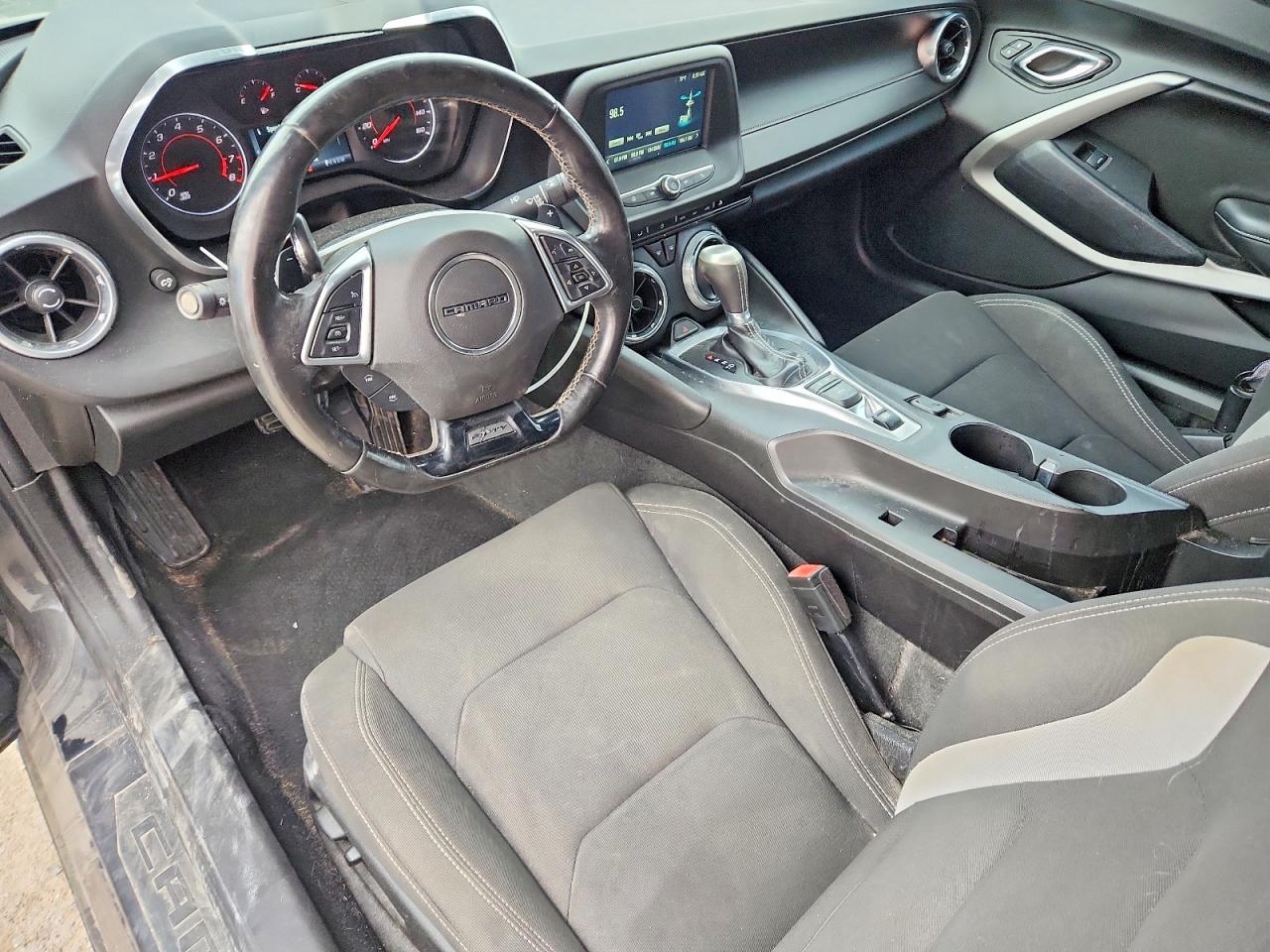 2017 Chevrolet Camaro - zdjęcie 8