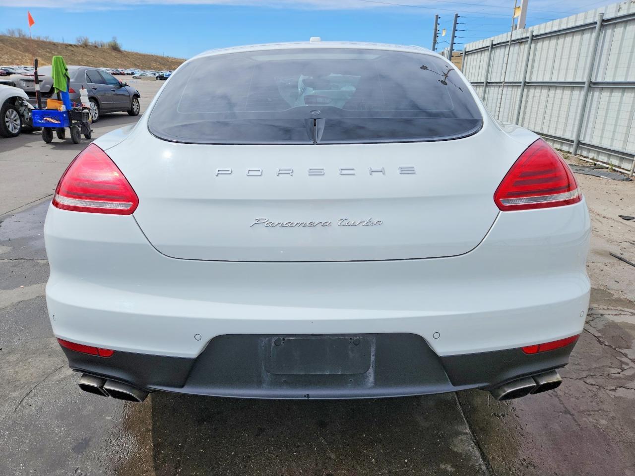 2015 Porsche Panamera Turbo - zdjęcie 6
