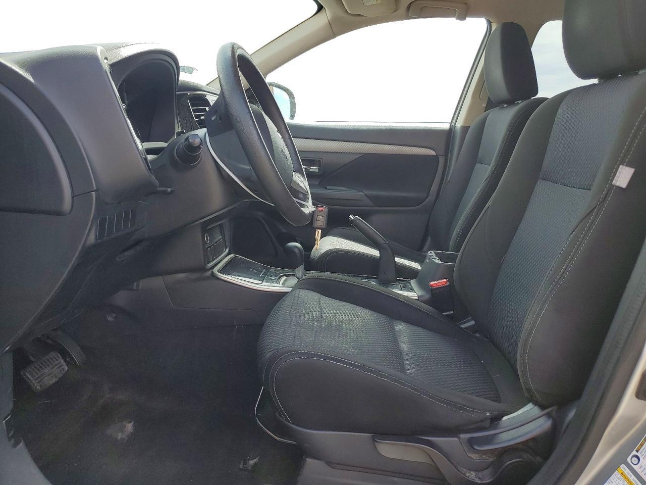 2018 Mitsubishi Outlander Es - zdjęcie 7