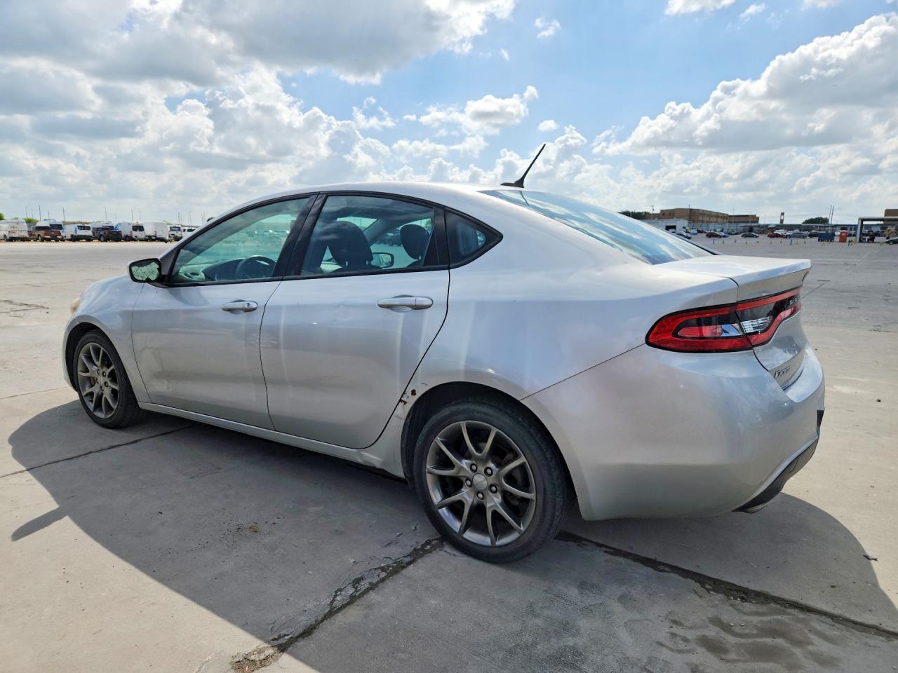 2013 Dodge Dart Sxt - zdjęcie 2