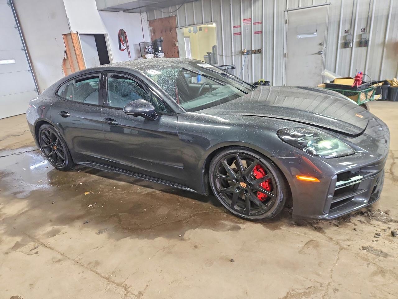 2026 Porsche Panamera Gts - zdjęcie 4