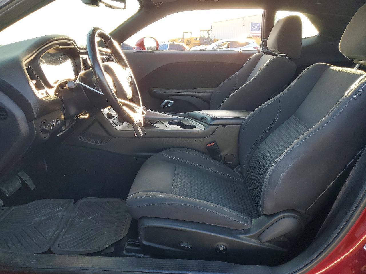 2019 Dodge Challenger Sxt - zdjęcie 7