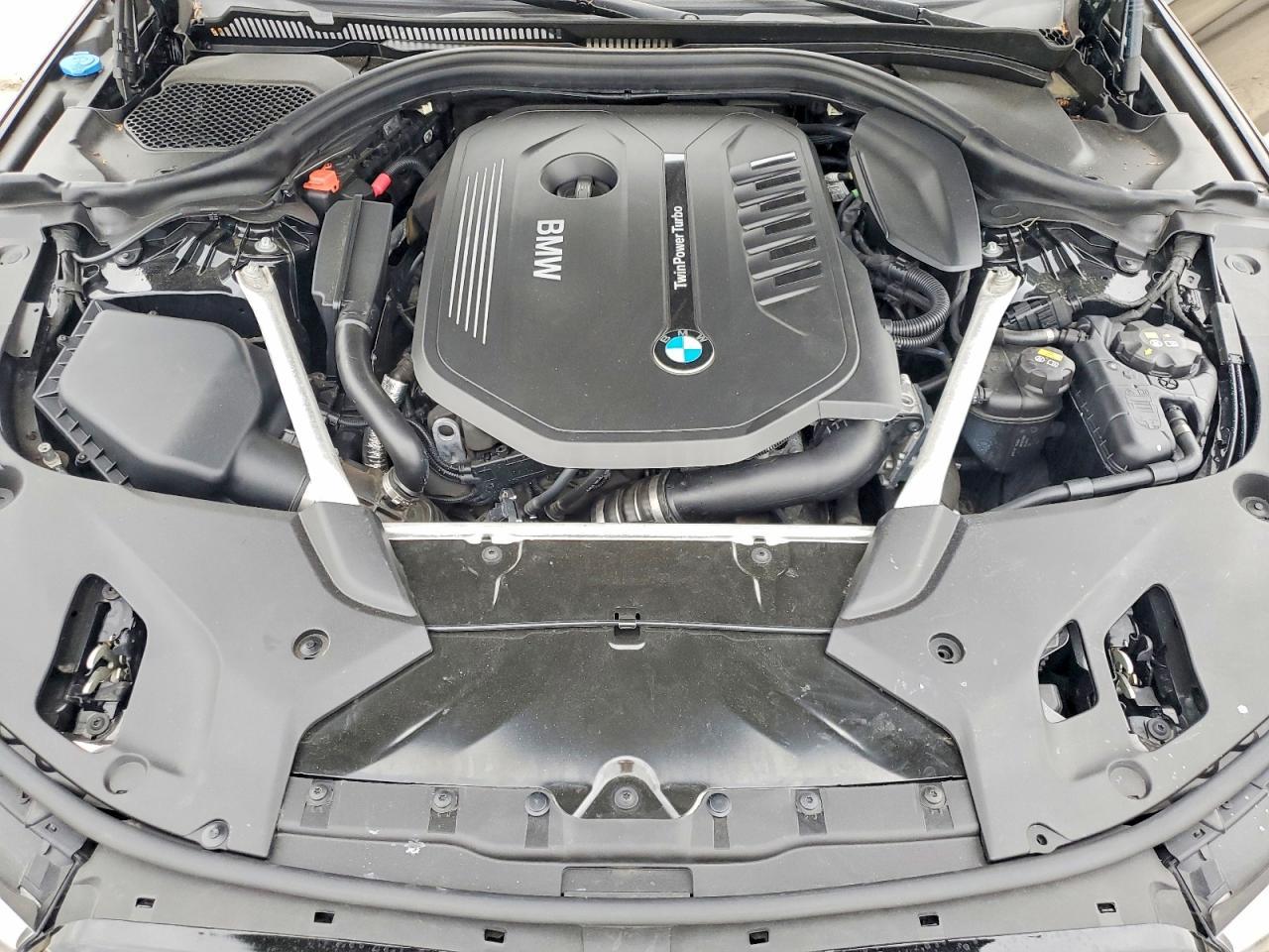 2018 BMW 5 Series - zdjęcie 11