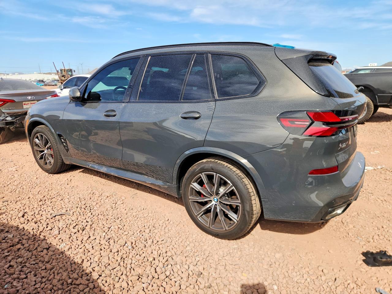 2025 BMW X5 xDrive40I - zdjęcie 2