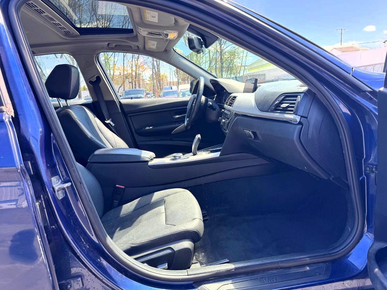 2018 BMW 320 Xi - zdjęcie 7