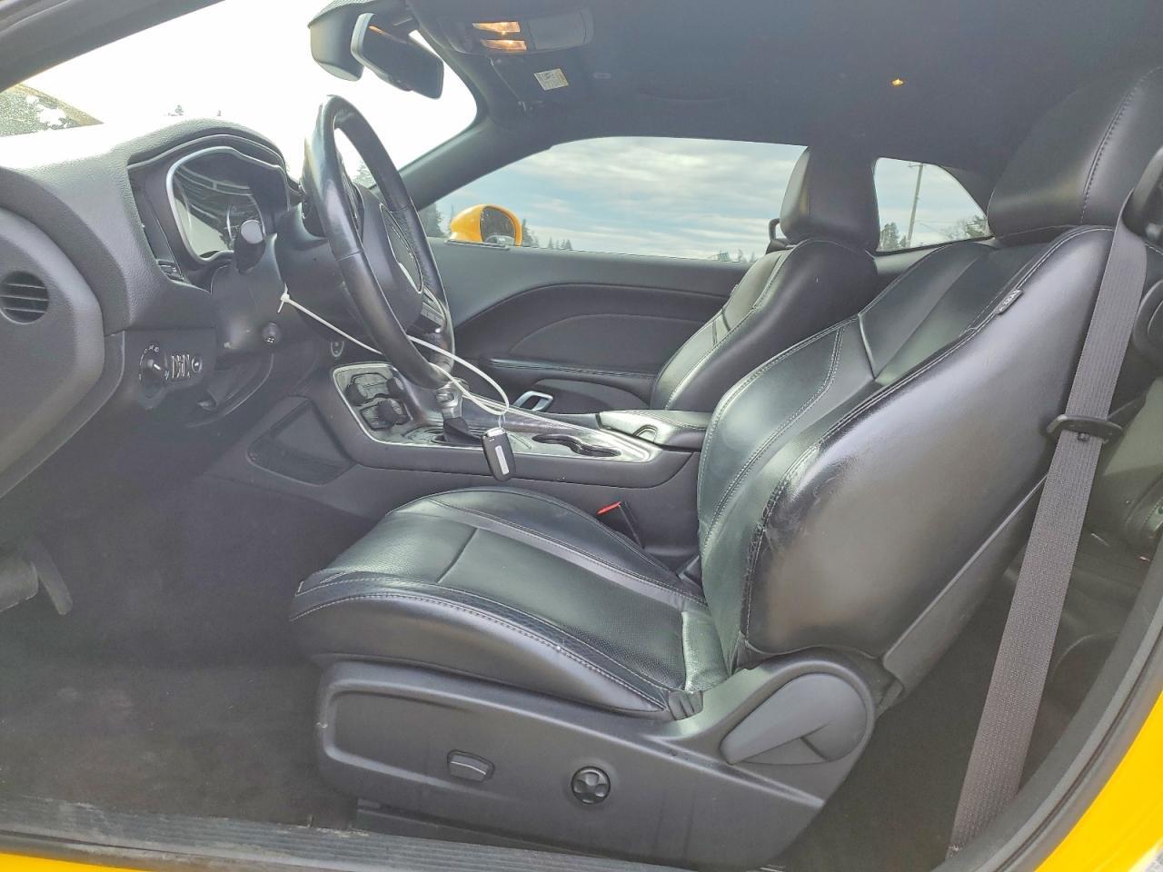 2017 Dodge Challenger Sxt - zdjęcie 7