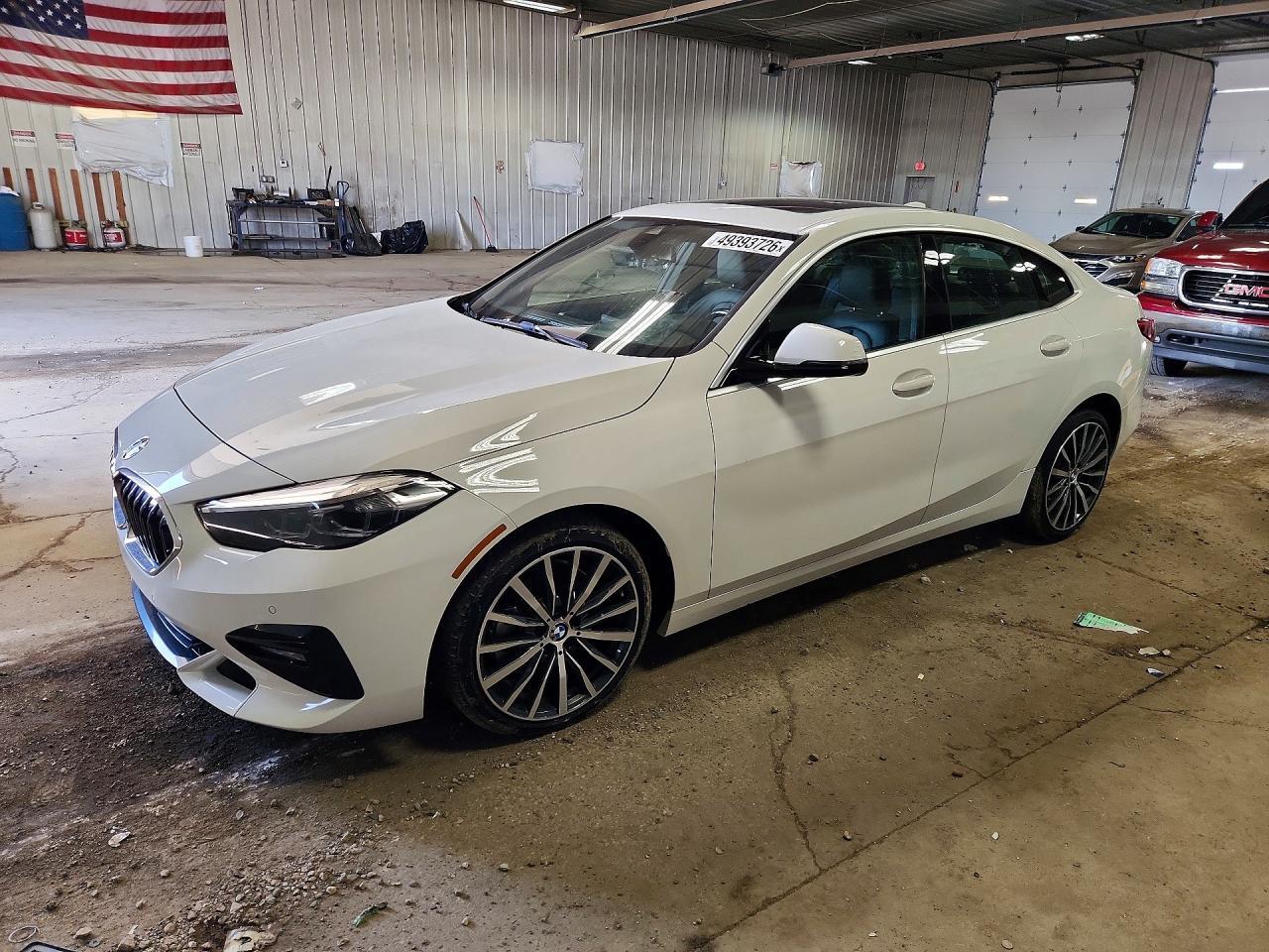 2021 BMW 228Xi - zdjęcie główne