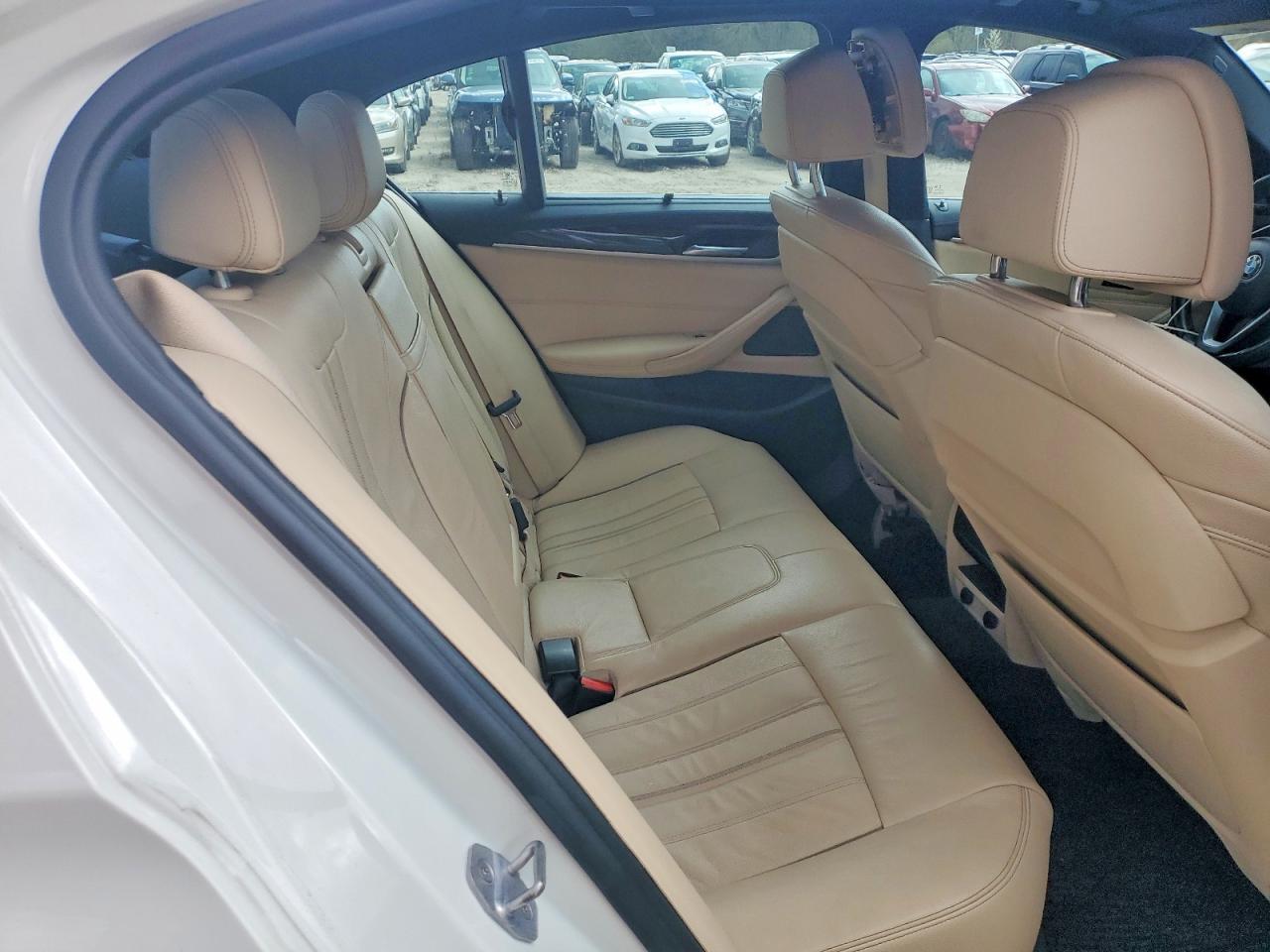 2017 BMW 540 I - zdjęcie 10