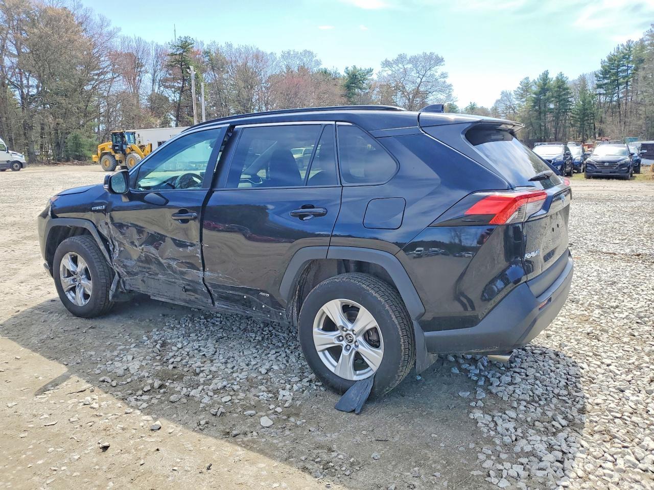 2019 Toyota Rav4 Le - zdjęcie 2