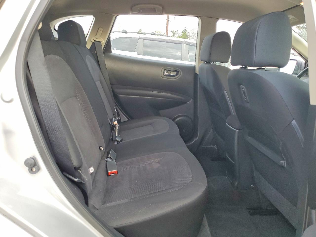 2013 Nissan Rogue S - zdjęcie 11