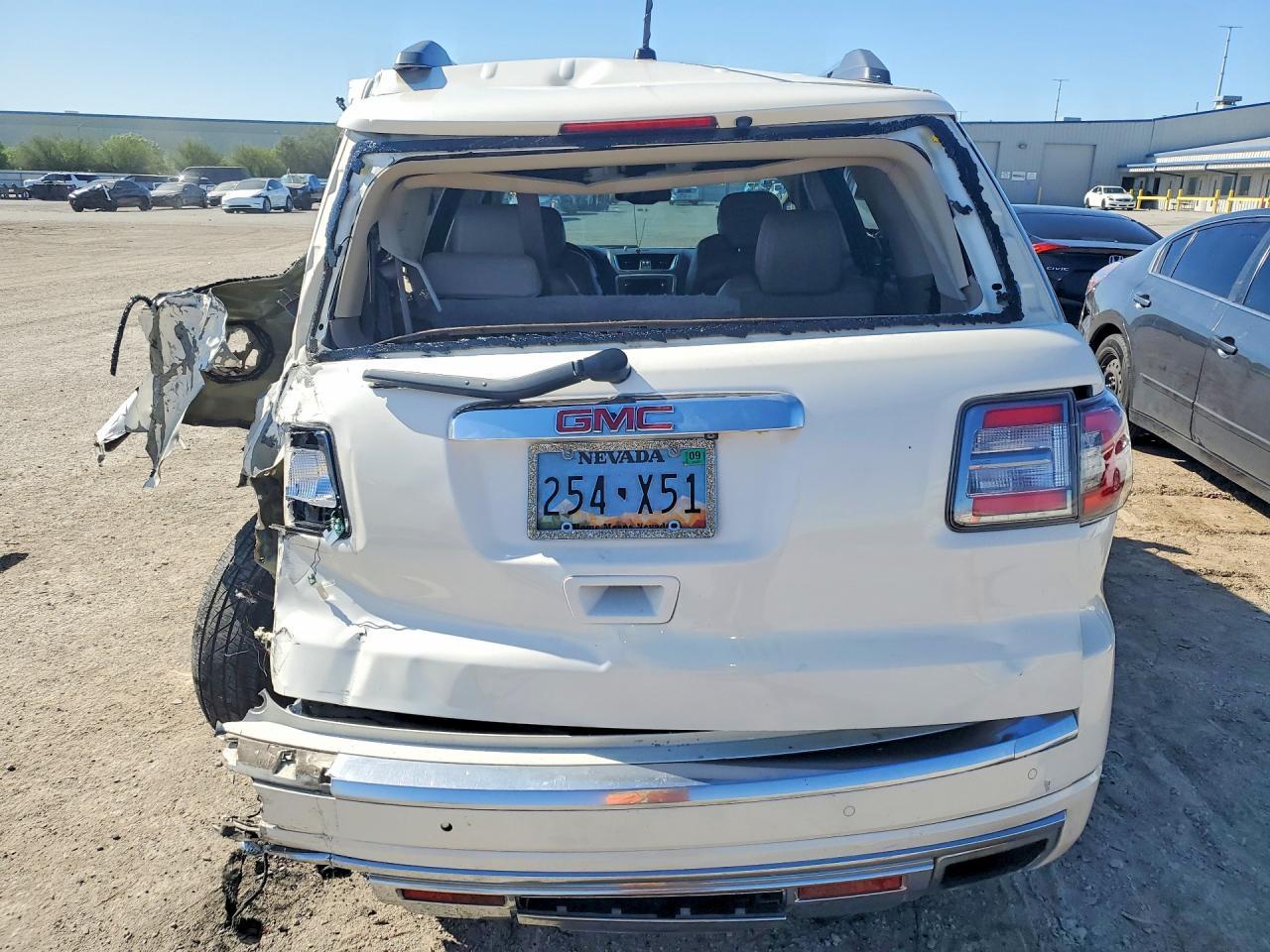 2014 GMC Acadia Denali - zdjęcie 6