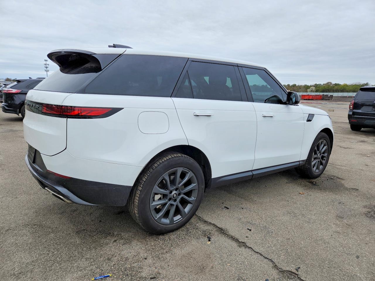 2025 Land Rover Range Rover Sport S - zdjęcie 3