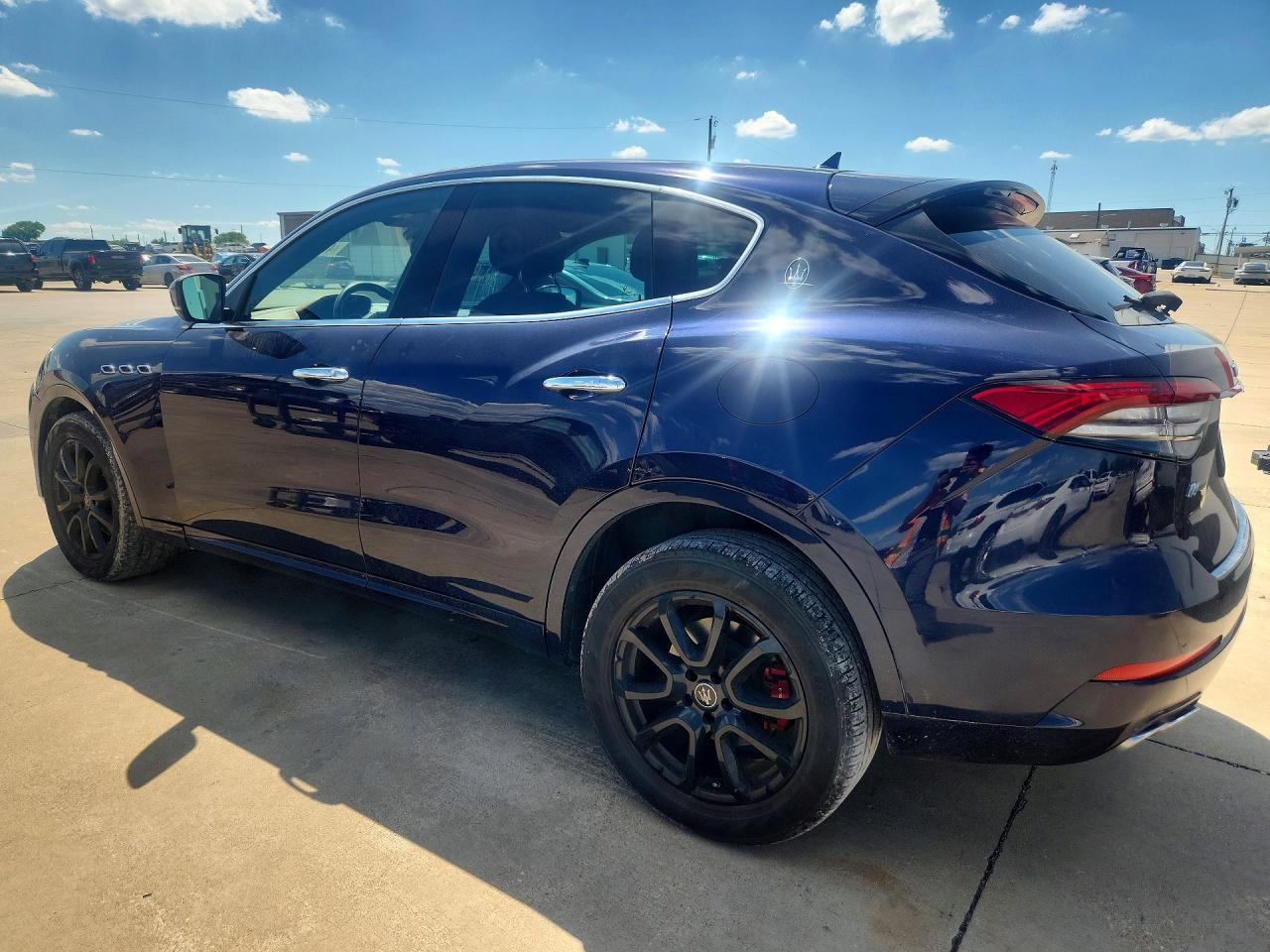 2021 Maserati Levante - zdjęcie 2