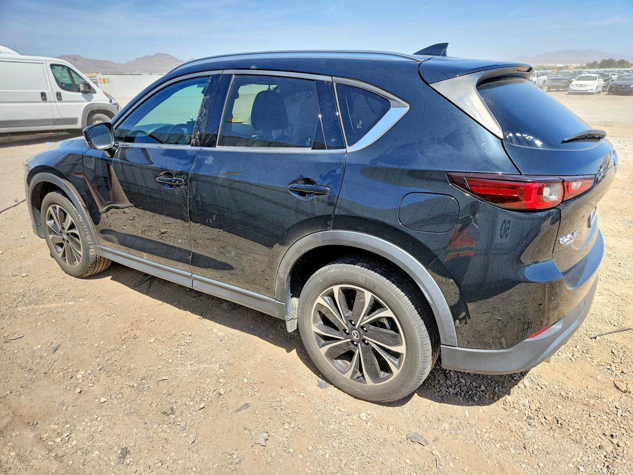 2022 Mazda Cx-5 Premium Plus - zdjęcie 2