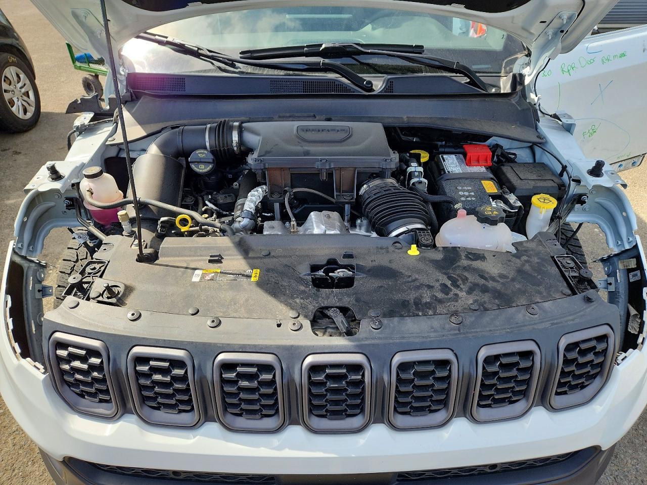 2025 Jeep Compass Trailhawk - zdjęcie 12