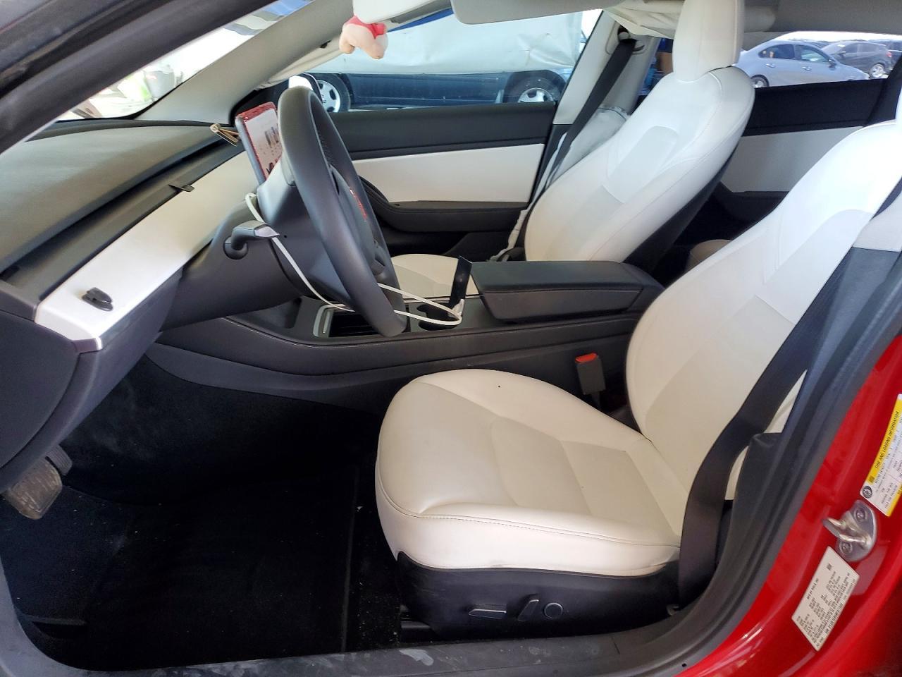 2021 Tesla Model 3 - zdjęcie 7