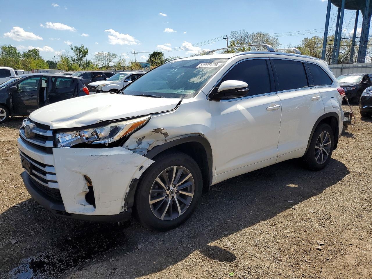 2018 Toyota Highlander Xle - zdjęcie główne