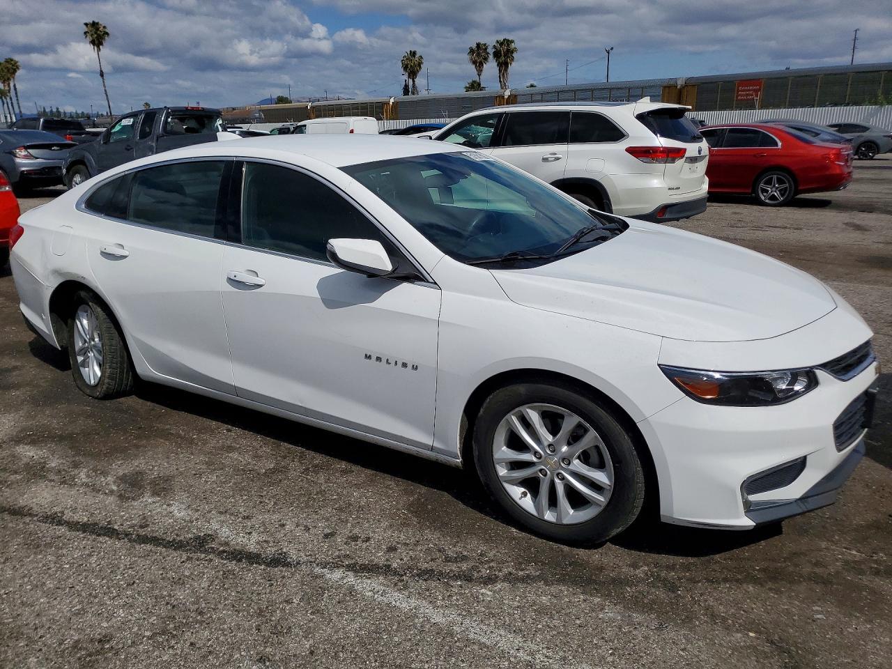 2018 Chevrolet Malibu Lt - zdjęcie 4