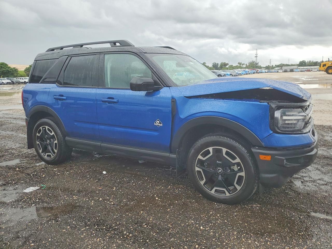 2024 Ford Bronco Sport Outer Banks - zdjęcie 4