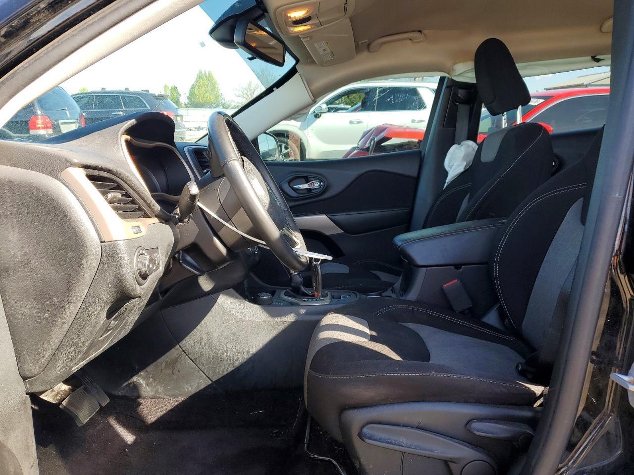 2018 Jeep Cherokee Latitude - zdjęcie 7