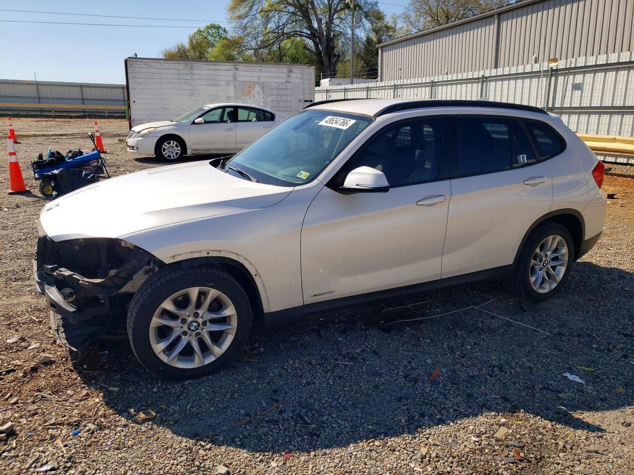 2015 BMW X1 xDrive28I - zdjęcie główne